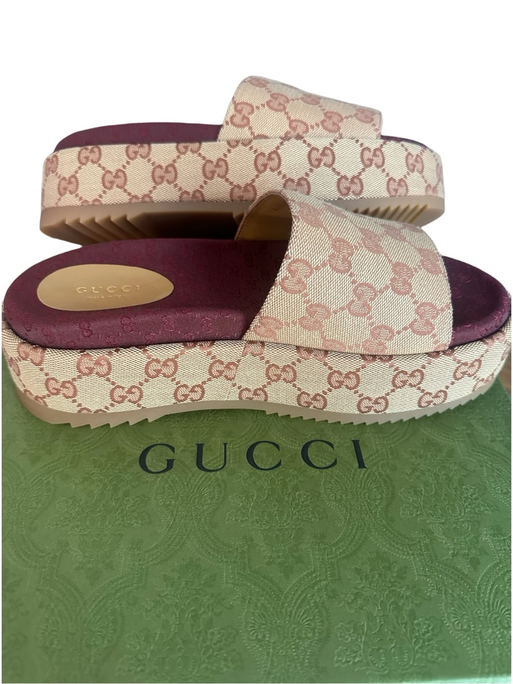 Gucci Original Platform Slide Sandals Beige Burgundy Canvas Logo Size 37.5 NIB